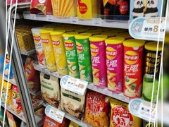 -全家便利店(江湾镇站店)