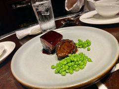 鲍鱼红烧肉-杭州西子湖四季酒店·金沙厅