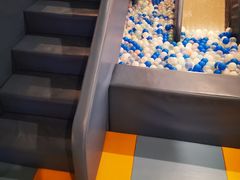 -奈雪的茶(国金中心店)