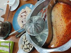 -老何家后安粉·糟粕醋海鲜火锅(三亚湾椰梦长廊店)