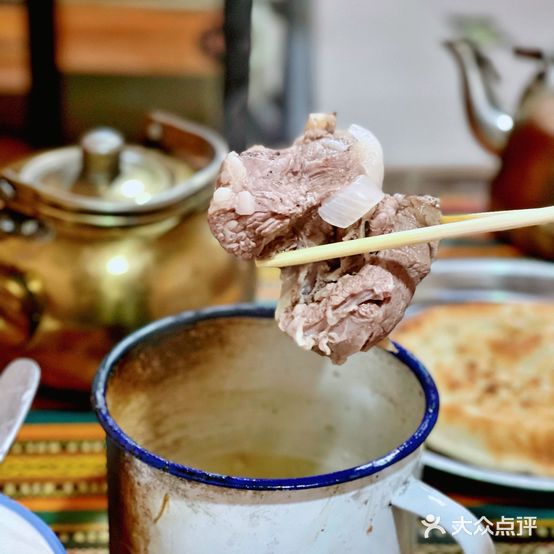 艾尼纯羊烤肉店