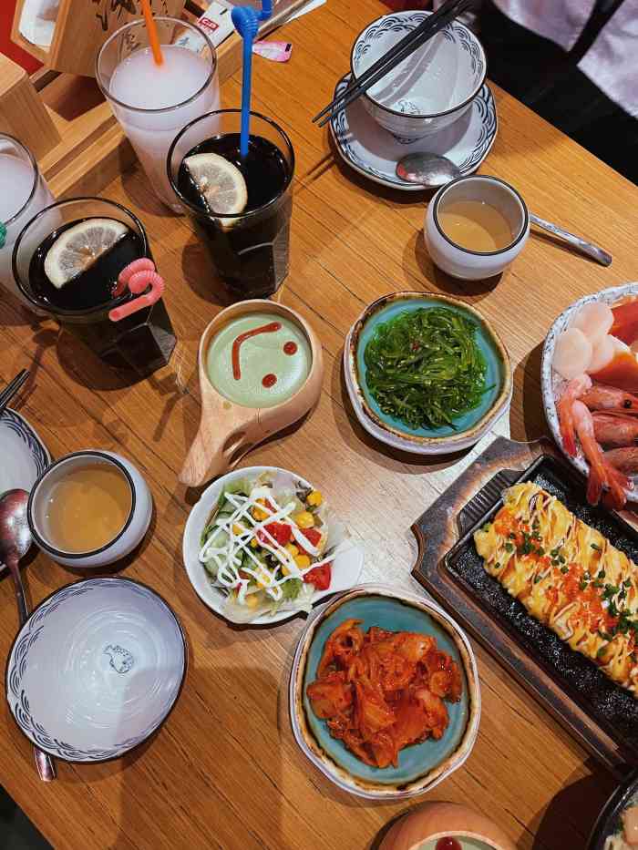 浅草屋日本料理(湖滨银泰in77e区店)-"赶在周五的晚上和家人一起吃掉