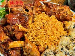 -喇喇排骨火锅·传统韩式脊骨汤(望京西园总店)