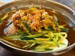 -韩风烤牛肉冷面店