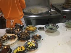 -老新隆牛肉锅贴(新街口店)