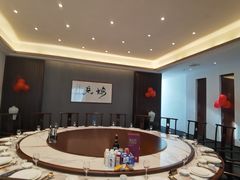 -梅花香里大酒店(郁金香路店)