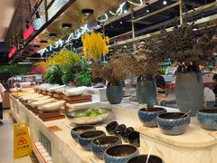 -金滏山烤肉·海鲜·火锅自助餐厅(襄阳万达店)