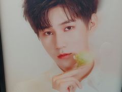-Love Star追星馆(上海大悦城店)