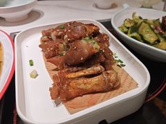 -黄记煌三汁焖锅(新佳丽江汉路店)