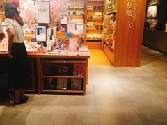 -百新书局(尚悦湾店)