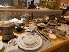 -雍和会海鲜姿造自助(湖东路店)
