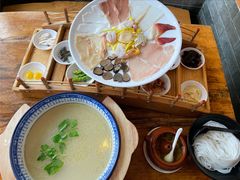 -桥香园过桥米线(国贸店)