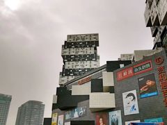 -资和信百货商场