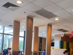 -麦当劳(怀集店)