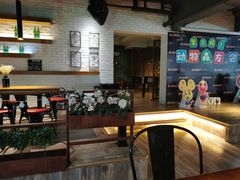 -JINNS锦时 steak&pizza(浸信会礼拜堂旧址店)