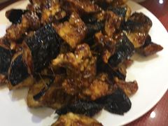 焦糖茄子牛肉粒-桃子餐厅·天津菜(红星路直营店)
