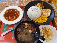 -海盗虾饭·剥好的小龙虾饭(SOHO尚都店)