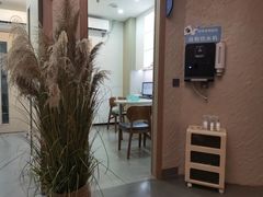 -阿荣24H宠物医院·综合型转诊中心·CT·核磁影像中心