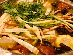 极品土鸡锅-陈三娃泡姜鸡(太白北路店)