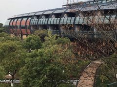 -上海滴水湖皇冠假日酒店