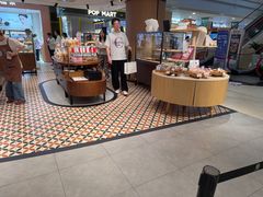 -CARINO BAKERY&CAFE(人广来福士店)