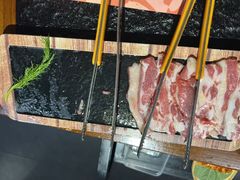 -四斤烤肉(东戴河孟家店)