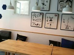 -红小姐咖啡馆(西津渡店)