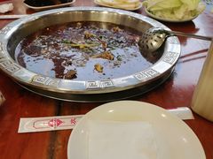 -刘胖娃鱼庄·特色肥肠鱼(杨家坪店)