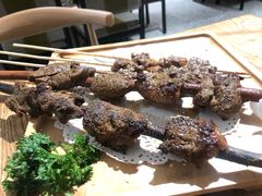 -衡哥肉铺