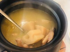 莲藕鸡脚汤（明火例汤）-文记壹心鸡(宝华路店)