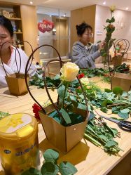 -裕月馨月子中心(滨江店)