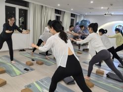 -爱尔乐美孕产瑜伽·普拉提