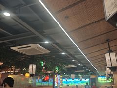-乡土黄·鲜牛肉火锅·小龙虾(兴业街店)