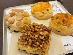 -SKROLL卡特司库·蛋糕定制·生吐司·司康(古北程家桥店)