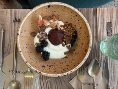 秋梨新疆果实酸奶碗-O'mills Sourdough Bakery&Bistro(永嘉路店)