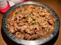 牛蛙煲-胖哥俩肉蟹煲(来福士店)