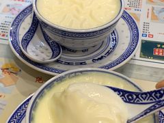 -广信牛奶甜品世家(台东店)