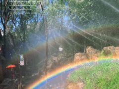 -雪山彩虹谷景区