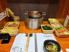 -独食火锅·半米屋台(直营总店)