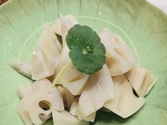 -湖畔鲁菜·二十年老字号餐厅(大明湖店)