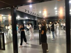 -5KM舞蹈街舞工作室