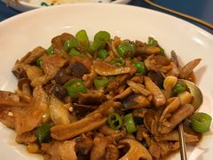 -一坐一忘云南菜(嘉里中心店)