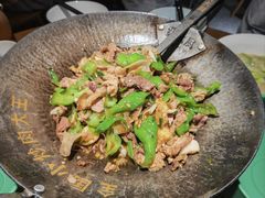-费大厨辣椒炒肉(万家丽一店)