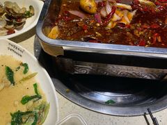 -休记光头香辣蟹干锅店(衣冠庙店)