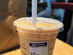 -星巴克(上海虹桥站2A检票口)