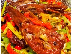 -老闵田螺馆·南昌市井菜·特色小吃(总店)