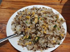 特色臊子蛋炒饭-嘉州叶婆婆钵钵鸡(建设路店)