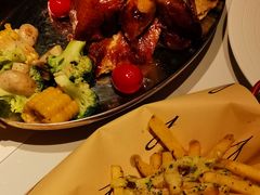 -静香HOUSE·全时段融合餐厅(七星欢乐颂店)