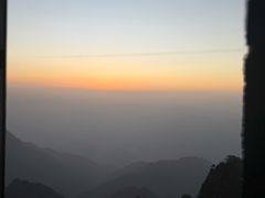 -黄山光明顶山庄