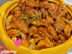 -多嘴超级肉蟹煲(蕾莎店)